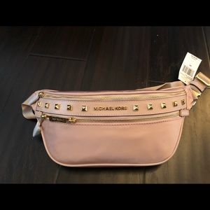 BRAND NEW Michael Kors fannypack